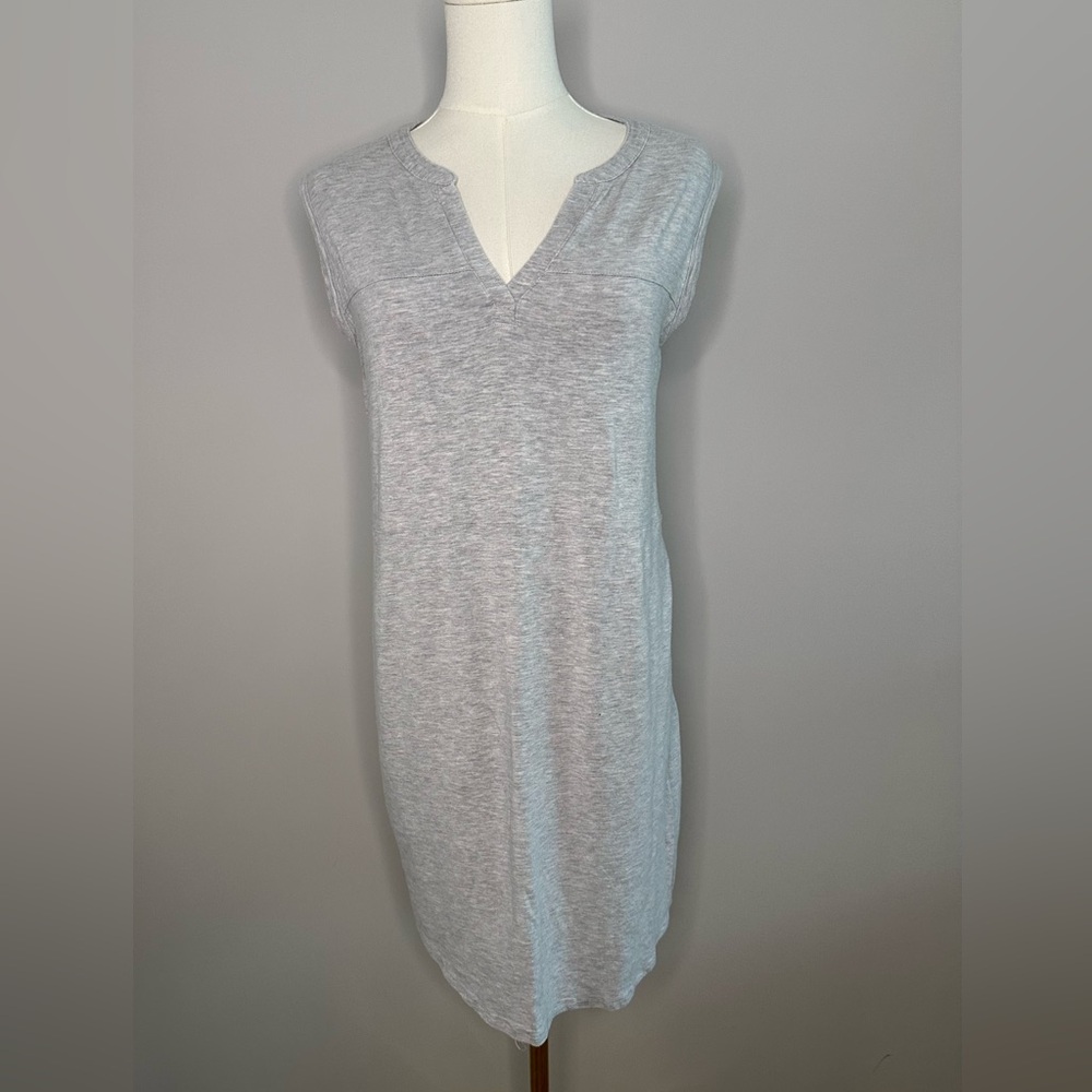 Athleta Gray Sleeveless V-Neck Dress